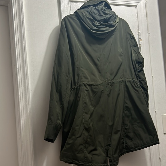 Authentic NWOT Michael Kors jacket . Very Nice & warm. - Picture 3 of 13